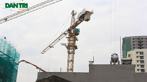 Di dời hộ dân khỏi khu vực ảnh hưởng của cẩu tháp 87 Lĩnh Nam